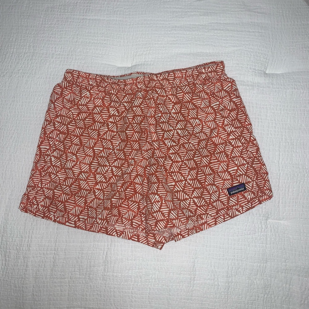 Patagonia baggies size small